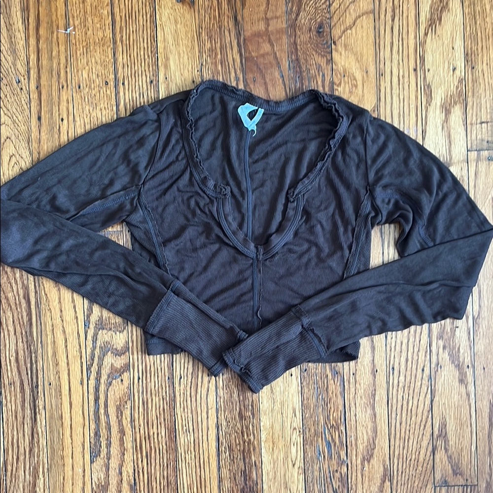 Womens Cropped Brown Long Sleeve